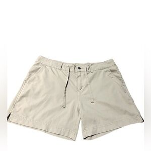 Magellan Outdoors Women’s XL Hiking Shorts Beige Lightweight Quick-Dry